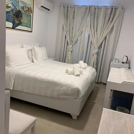 Jenny's Summer Platys Gialos (Mykonos)