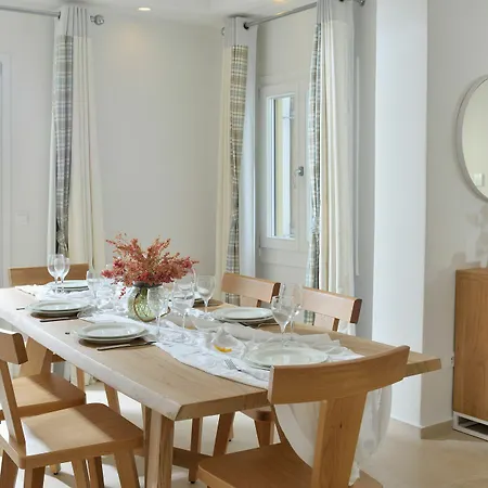Jenny's Summer Apartment *